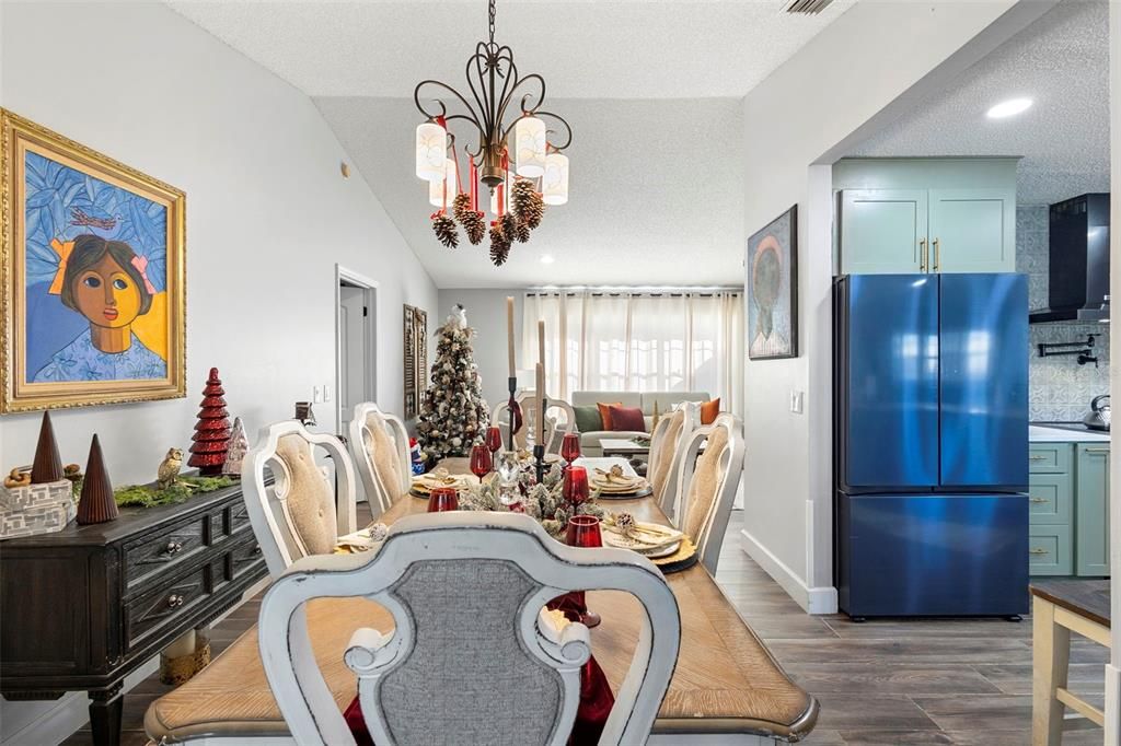 En Venta: $379,900 (3 camas, 2 baños, 1854 Pies cuadrados)