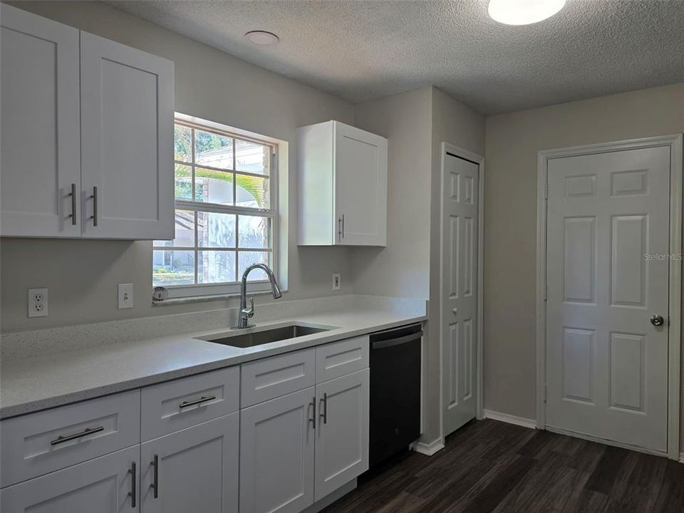 En Renta: $2,500 (3 camas, 2 baños, 1239 Pies cuadrados)