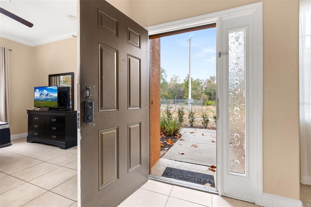 For Sale: $320,000 (4 beds, 2 baths, 1862 Square Feet)