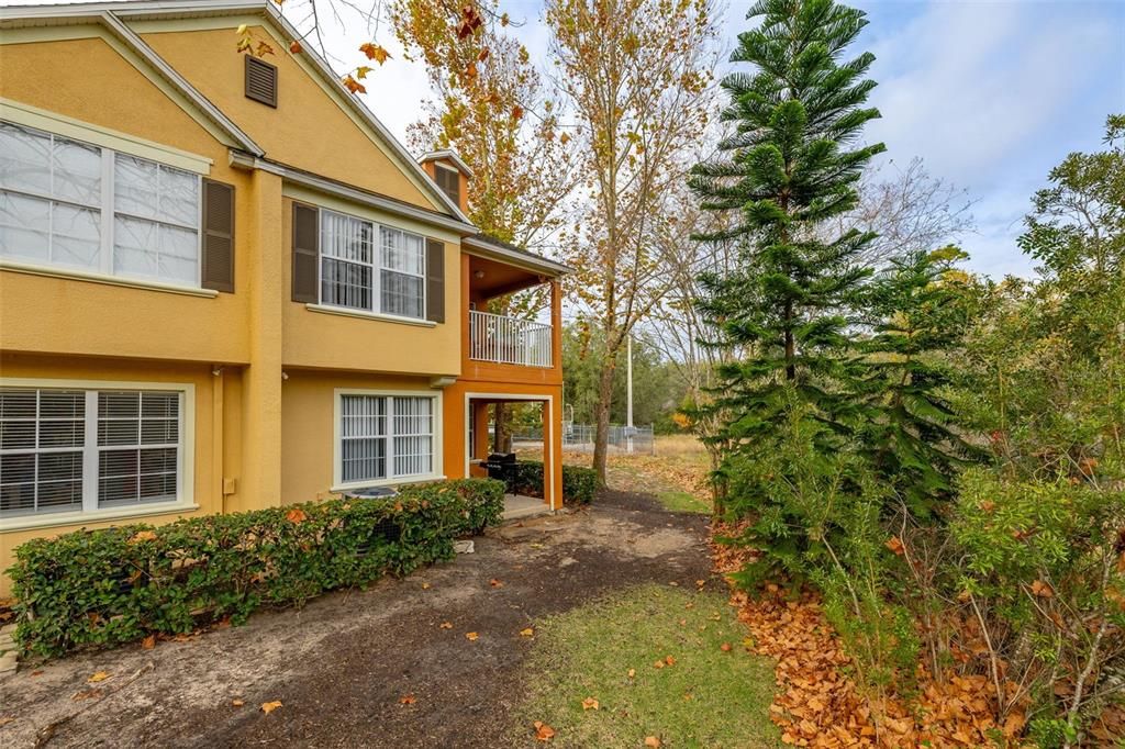 For Sale: $320,000 (4 beds, 2 baths, 1862 Square Feet)