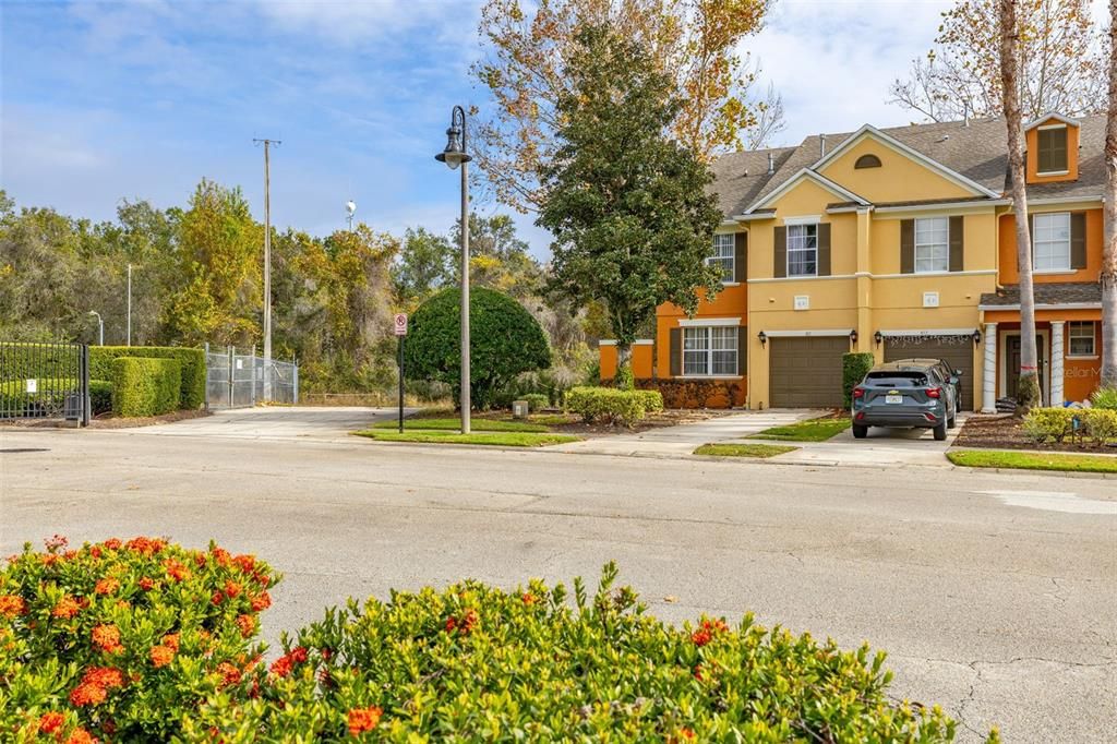 For Sale: $320,000 (4 beds, 2 baths, 1862 Square Feet)