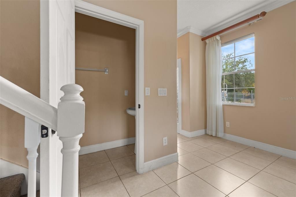 For Sale: $320,000 (4 beds, 2 baths, 1862 Square Feet)