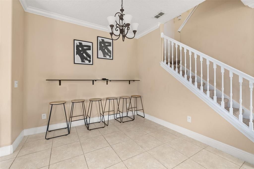 For Sale: $320,000 (4 beds, 2 baths, 1862 Square Feet)