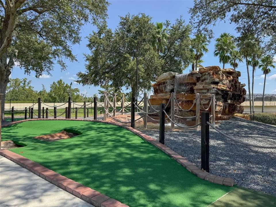 For Sale: $320,000 (4 beds, 2 baths, 1862 Square Feet)