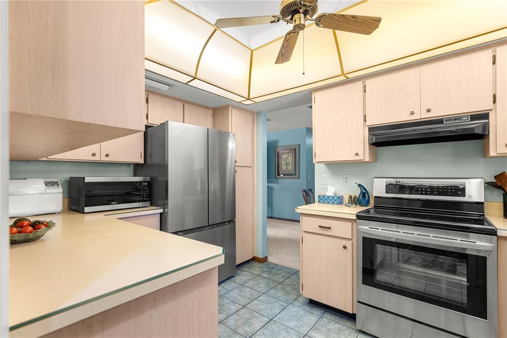 For Sale: $174,900 (2 beds, 2 baths, 1040 Square Feet)