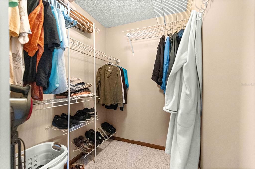 For Sale: $174,900 (2 beds, 2 baths, 1040 Square Feet)