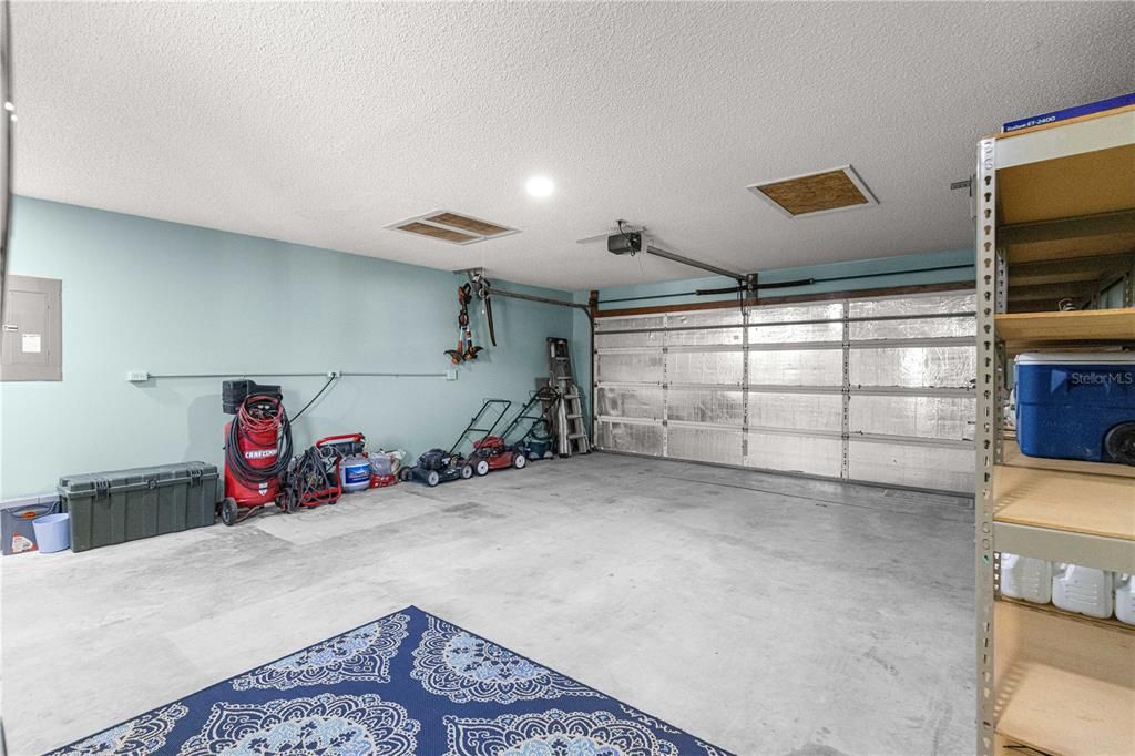 For Sale: $174,900 (2 beds, 2 baths, 1040 Square Feet)