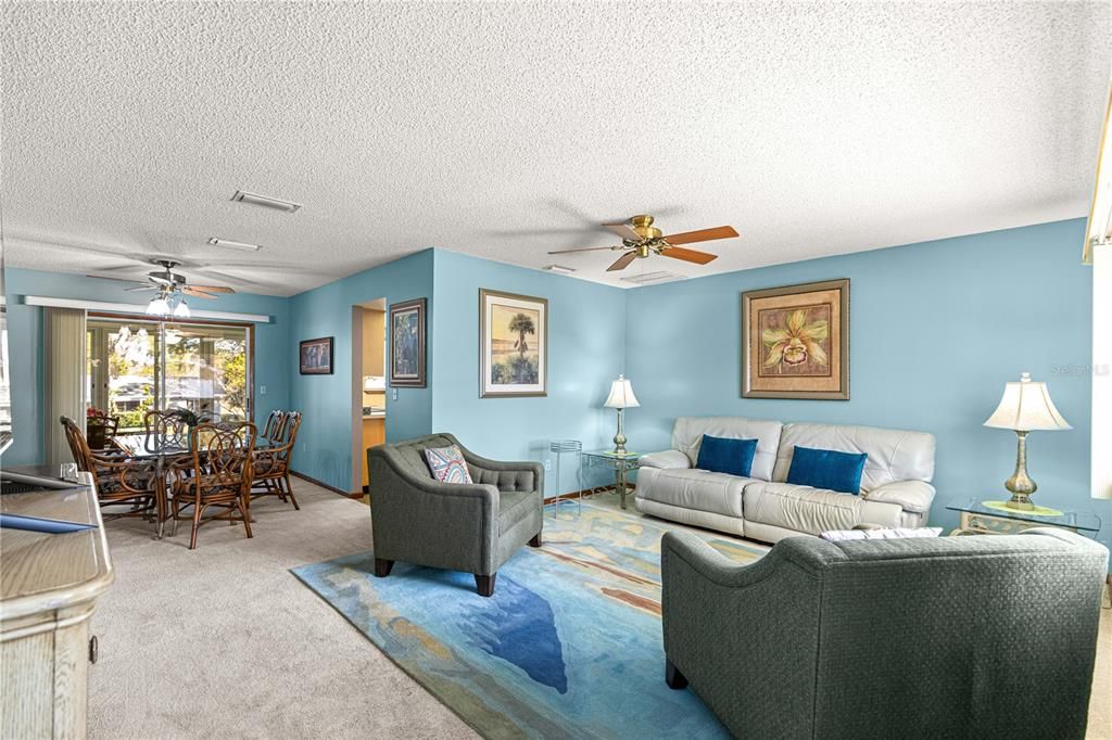 For Sale: $174,900 (2 beds, 2 baths, 1040 Square Feet)