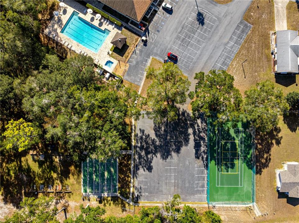 For Sale: $174,900 (2 beds, 2 baths, 1040 Square Feet)