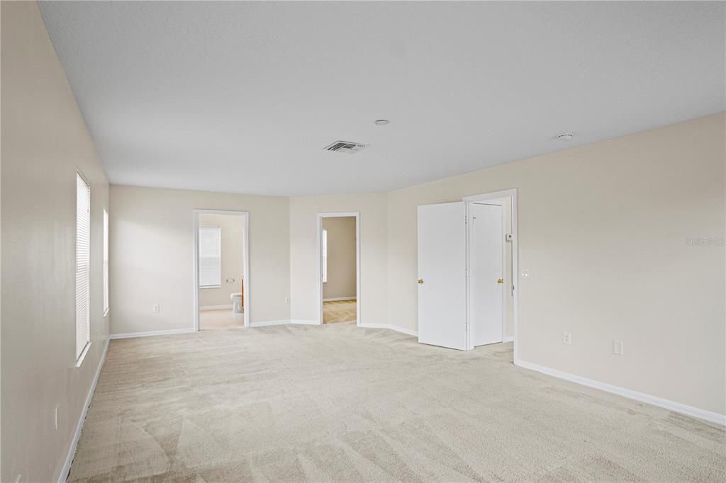 For Sale: $315,000 (3 beds, 2 baths, 2212 Square Feet)