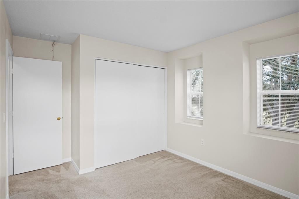 For Sale: $315,000 (3 beds, 2 baths, 2212 Square Feet)