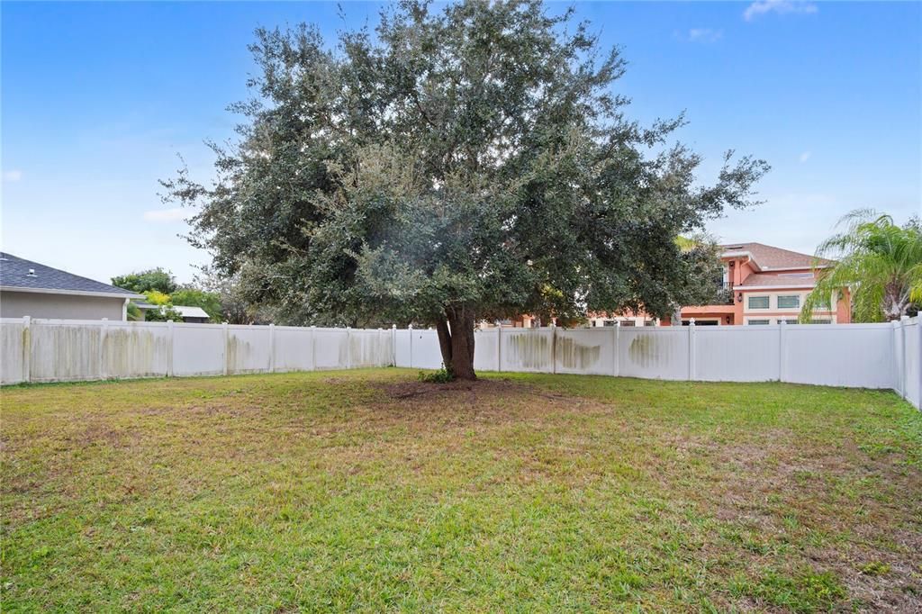 For Sale: $315,000 (3 beds, 2 baths, 2212 Square Feet)