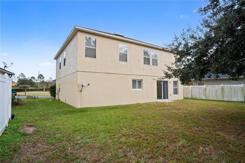 For Sale: $315,000 (3 beds, 2 baths, 2212 Square Feet)