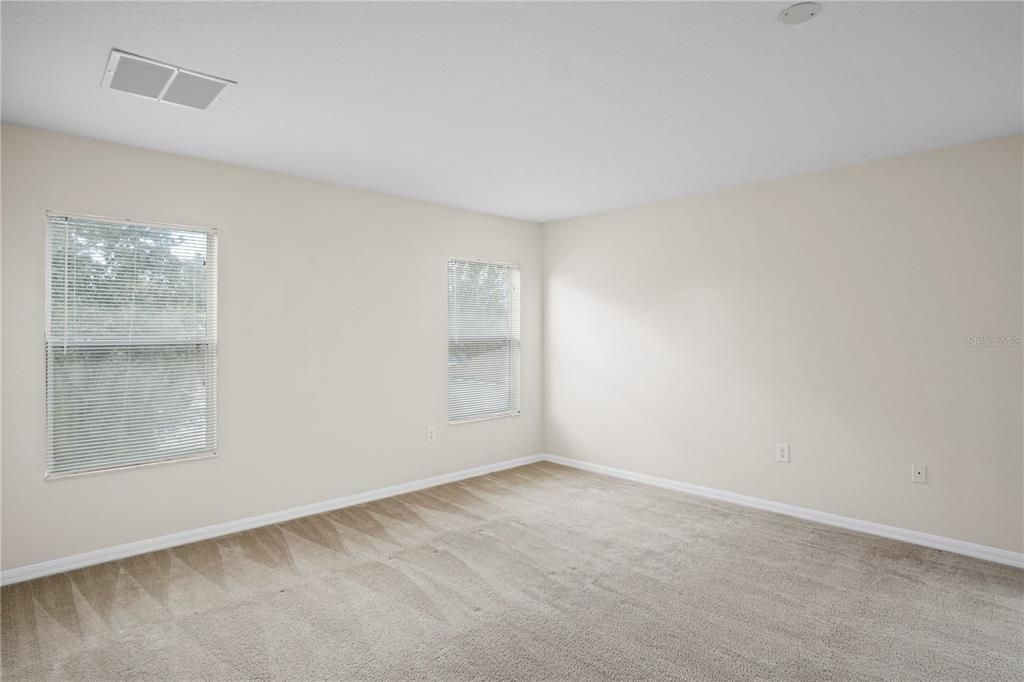 For Sale: $315,000 (3 beds, 2 baths, 2212 Square Feet)