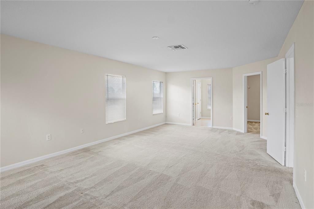 For Sale: $315,000 (3 beds, 2 baths, 2212 Square Feet)