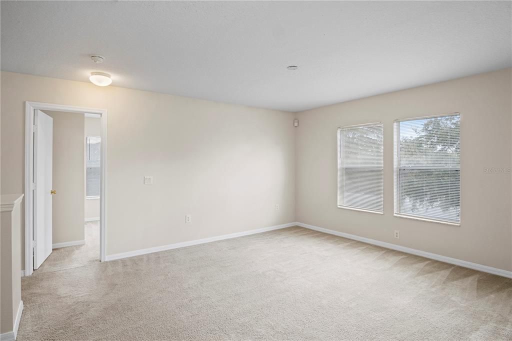 For Sale: $315,000 (3 beds, 2 baths, 2212 Square Feet)