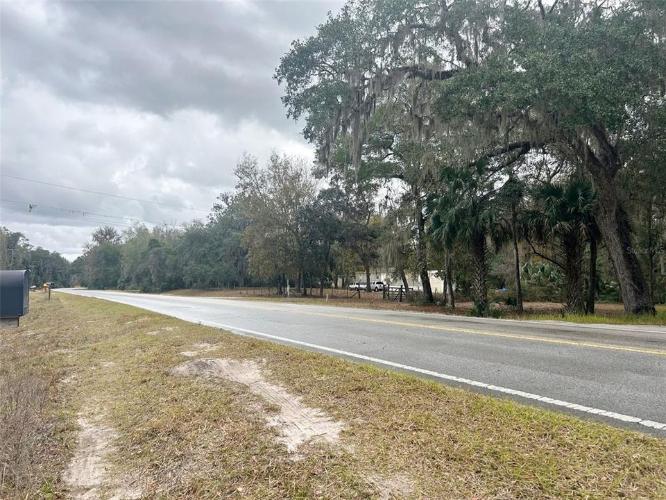 На продажу: $135,000 (2.59 acres)