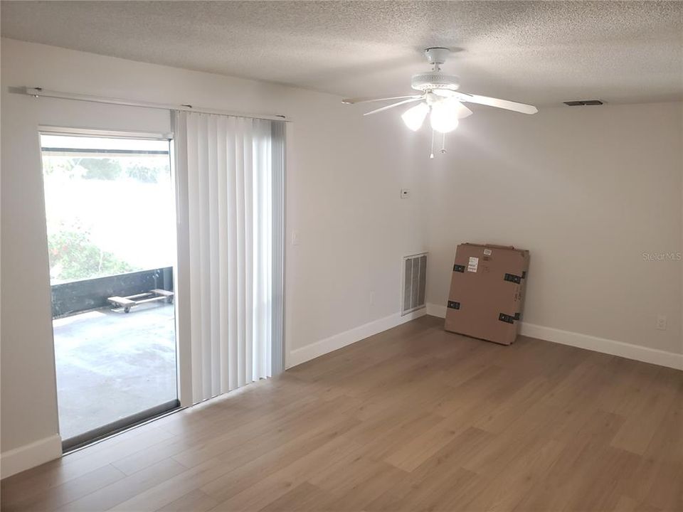 En Renta: $1,895 (2 camas, 2 baños, 1050 Pies cuadrados)