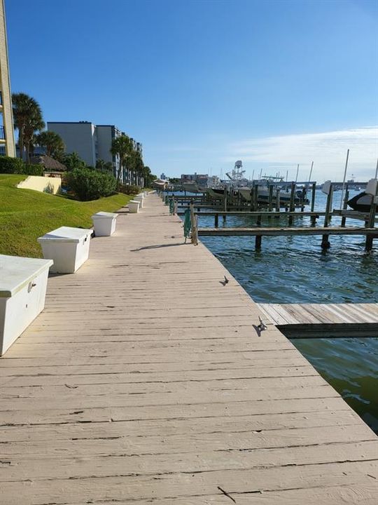 For Rent: $3,000 (2 beds, 2 baths, 1355 Square Feet)