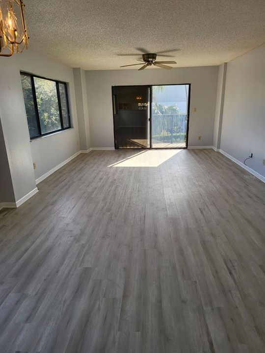 For Rent: $3,000 (2 beds, 2 baths, 1355 Square Feet)