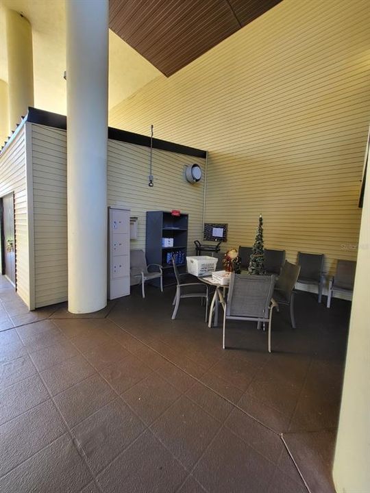 For Rent: $3,000 (2 beds, 2 baths, 1355 Square Feet)