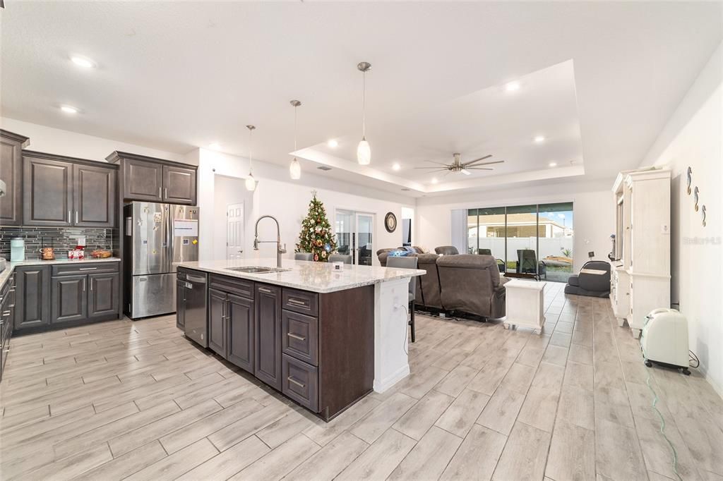 For Sale: $459,000 (4 beds, 3 baths, 3034 Square Feet)