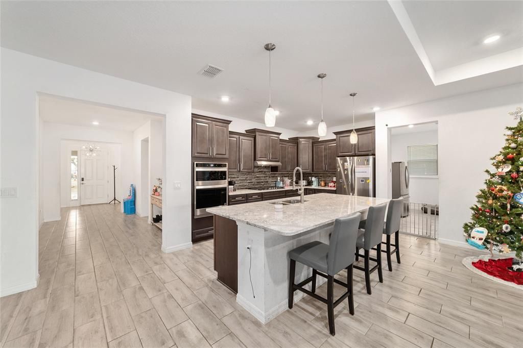 For Sale: $459,000 (4 beds, 3 baths, 3034 Square Feet)