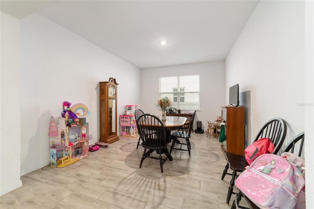 For Sale: $459,000 (4 beds, 3 baths, 3034 Square Feet)