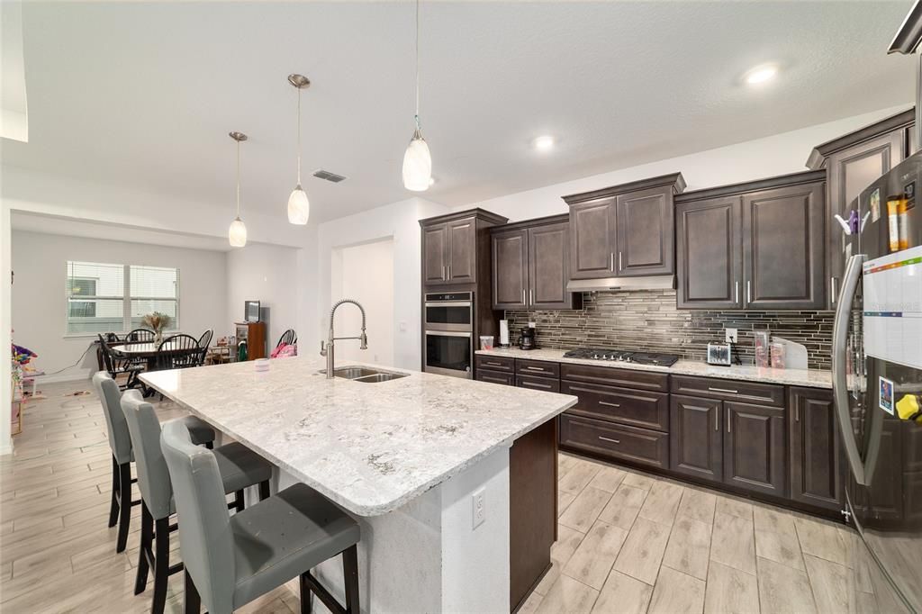 For Sale: $459,000 (4 beds, 3 baths, 3034 Square Feet)