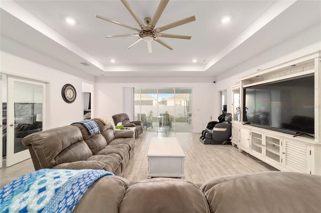 For Sale: $459,000 (4 beds, 3 baths, 3034 Square Feet)