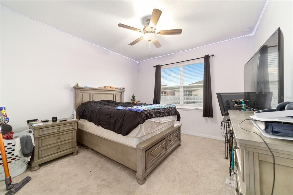 For Sale: $459,000 (4 beds, 3 baths, 3034 Square Feet)