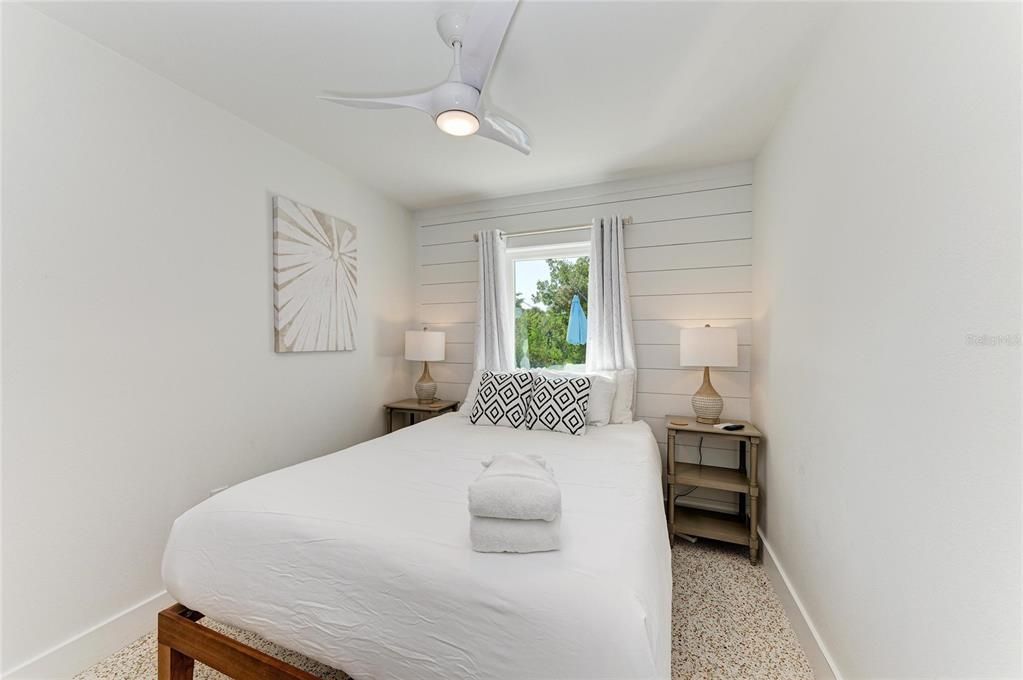 En Venta: $2,495,000 (4 camas, 3 baños, 2203 Pies cuadrados)