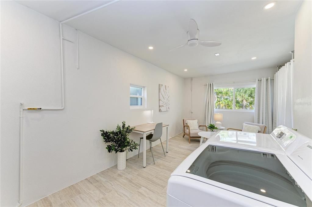 En Venta: $2,495,000 (4 camas, 3 baños, 2203 Pies cuadrados)