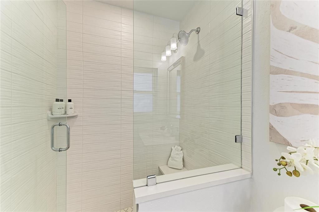 En Venta: $2,495,000 (4 camas, 3 baños, 2203 Pies cuadrados)