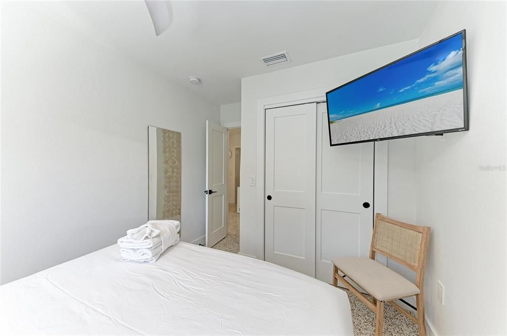 En Venta: $2,495,000 (4 camas, 3 baños, 2203 Pies cuadrados)