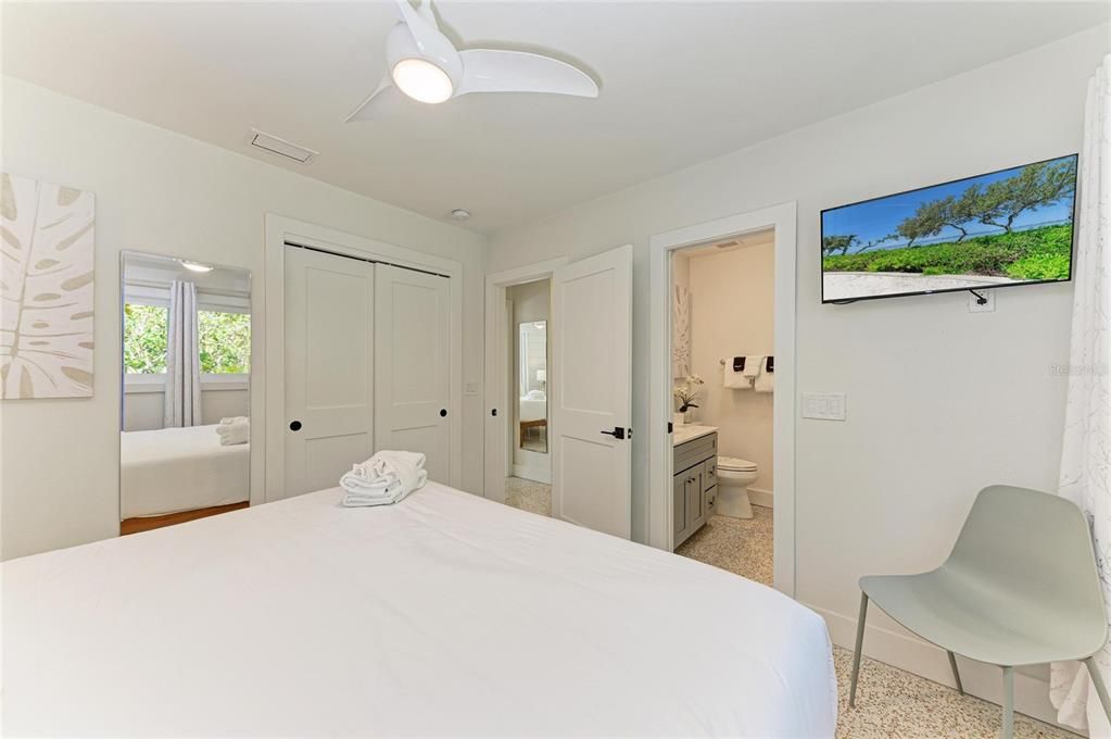 En Venta: $2,495,000 (4 camas, 3 baños, 2203 Pies cuadrados)