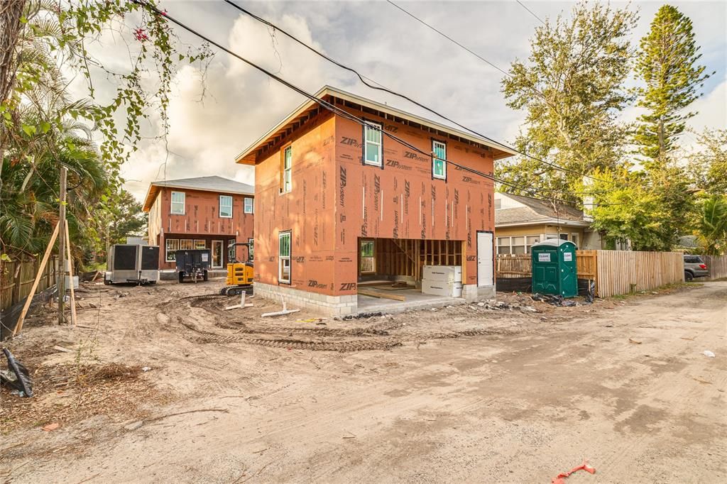 For Sale: $1,850,000 (5 beds, 4 baths, 3402 Square Feet)