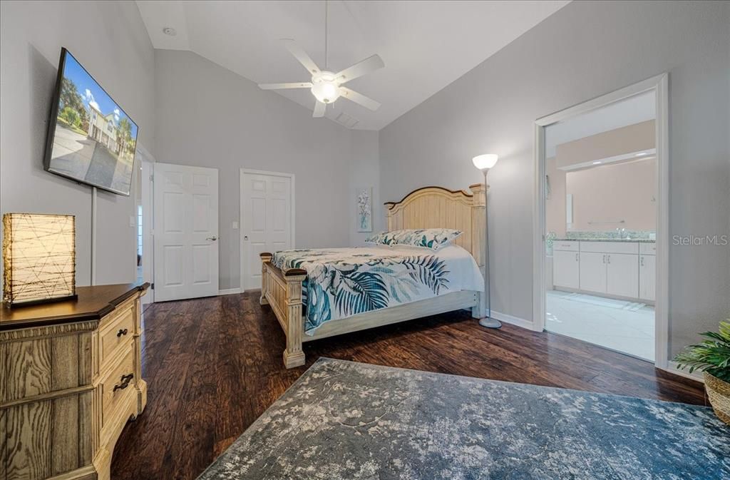 На продажу: $475,000 (3 спален, 2 ванн, 1700 Квадратных фут)