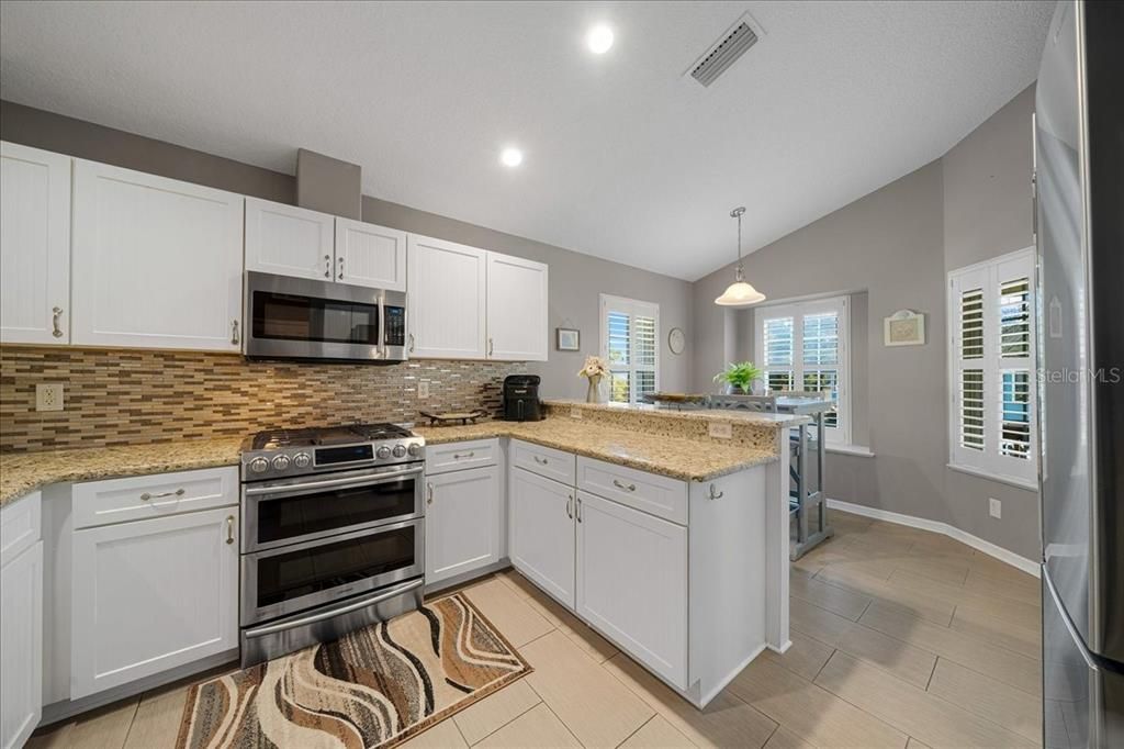 На продажу: $475,000 (3 спален, 2 ванн, 1700 Квадратных фут)