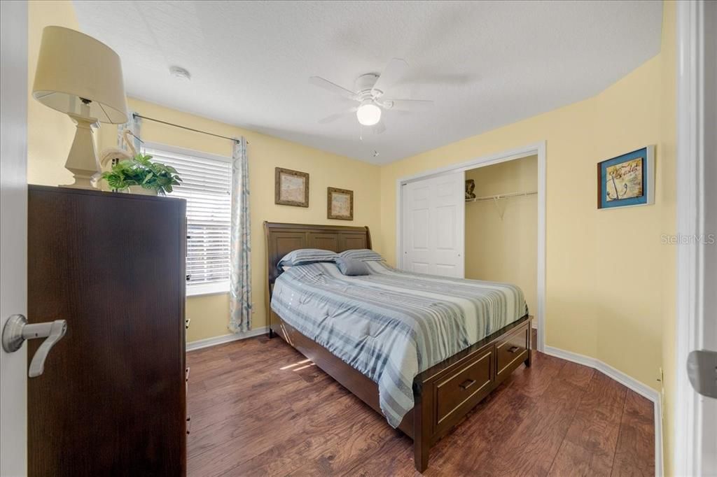 На продажу: $475,000 (3 спален, 2 ванн, 1700 Квадратных фут)