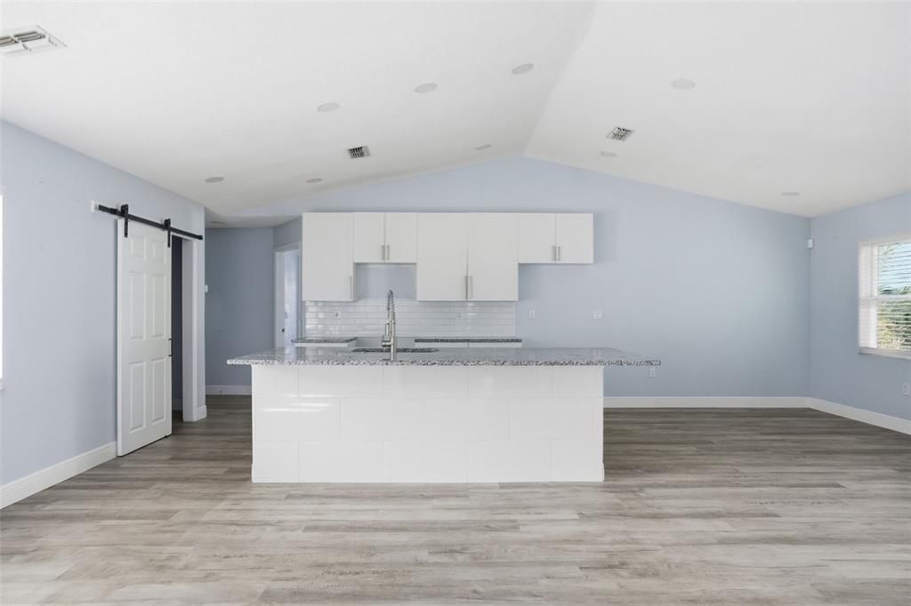 En Venta: $315,000 (3 camas, 2 baños, 1496 Pies cuadrados)