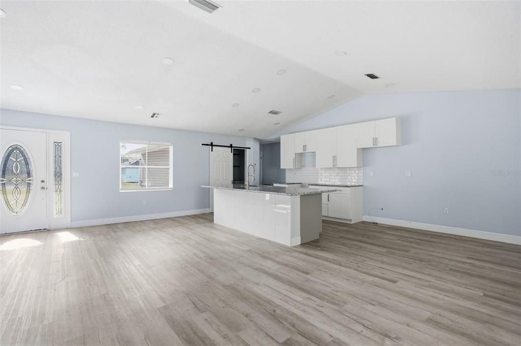 En Venta: $315,000 (3 camas, 2 baños, 1496 Pies cuadrados)