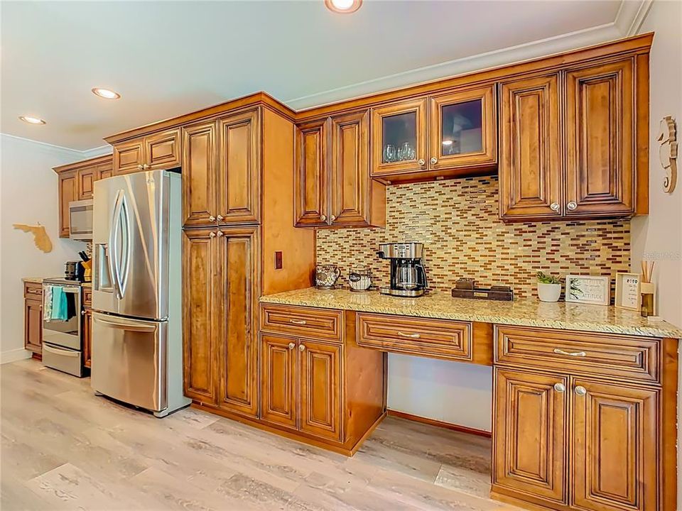 For Sale: $495,000 (3 beds, 2 baths, 1367 Square Feet)