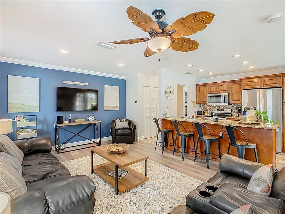 For Sale: $495,000 (3 beds, 2 baths, 1367 Square Feet)