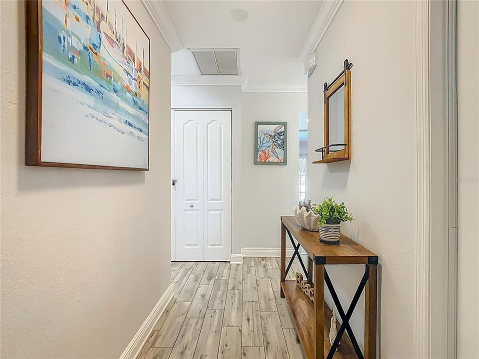 For Sale: $495,000 (3 beds, 2 baths, 1367 Square Feet)