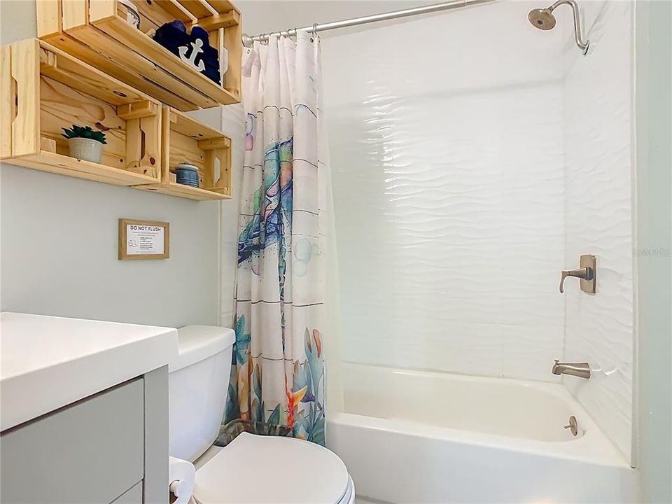 For Sale: $495,000 (3 beds, 2 baths, 1367 Square Feet)