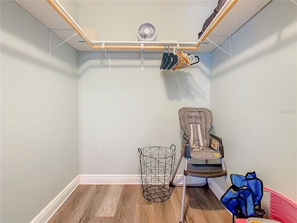 For Sale: $495,000 (3 beds, 2 baths, 1367 Square Feet)