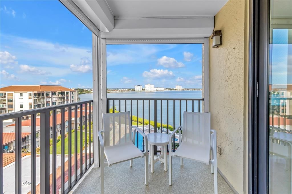 На продажу: $539,900 (2 спален, 2 ванн, 1150 Квадратных фут)