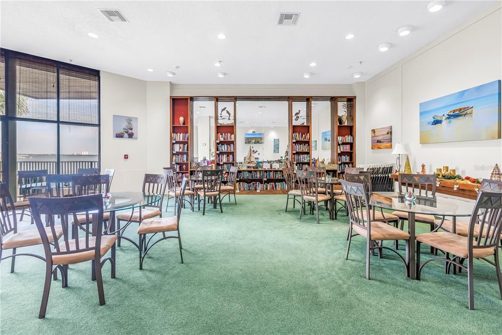 На продажу: $539,900 (2 спален, 2 ванн, 1150 Квадратных фут)