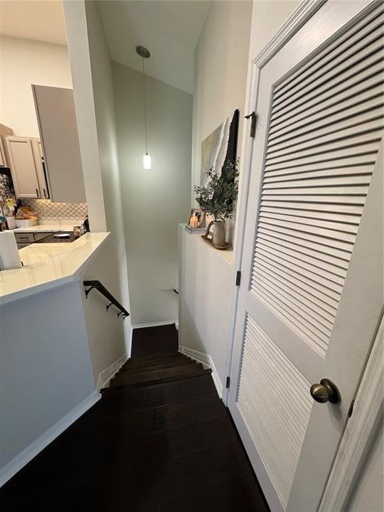 待售: $214,900 (2 贝兹, 2 浴室, 1185 平方英尺)